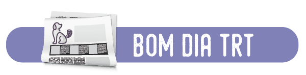 Descrição: Barra retangular com a cor lilás. No centro, lemos: Bom Dia TRT com fonte branca. Do lado esquerdo, vemos a ilustração de um jornal e há um cachorrinho na ponta.